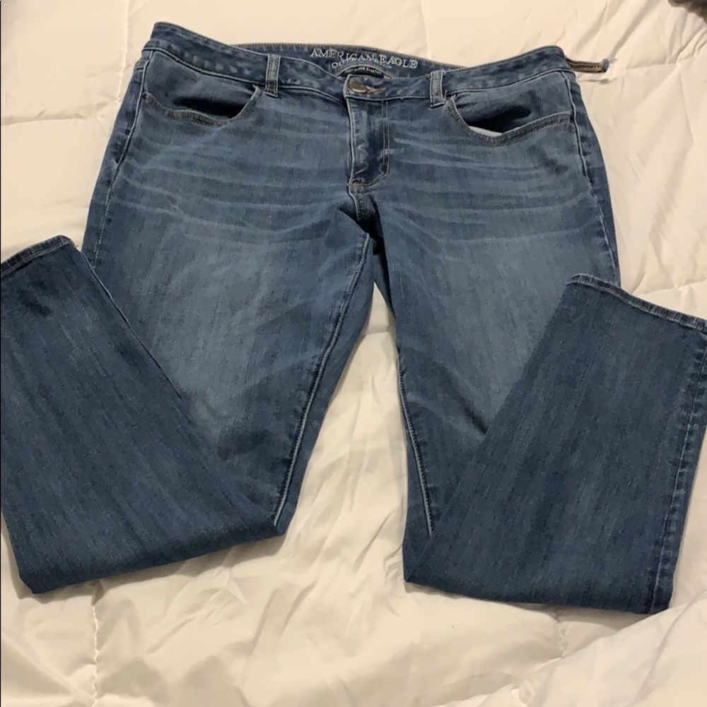 American Eagle Cropped SHORT jeans